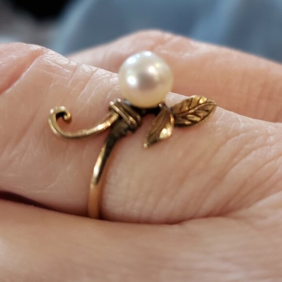 Pearl Ring 14k Yellow Gold 5.5mm Pearl Totel Weight 1.5 grams sz 6.75 - Picture 5 of 7